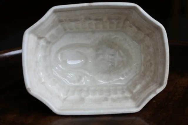 Early to Mid 19th Century Octagonal Pottery Jelly Mould with Lion