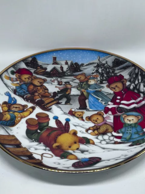 Franklin Mint Porcelain Small Teddy Bear Winter Frolic Plate Decor Collect  #LH