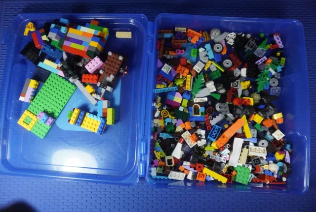 LEGO Bulk Lot Clean Genuine with 2010 LEGO Storage Travel Case Blue