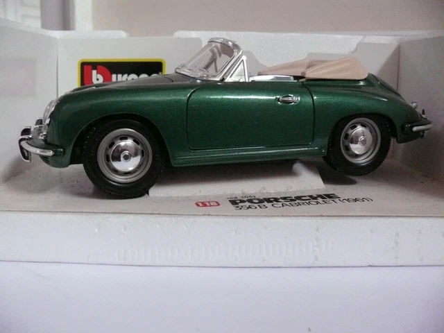 Voiture .  BURAGO PORSCHE 356B CABRIOLET 1961. 1:18 ème. Neuve en boite.