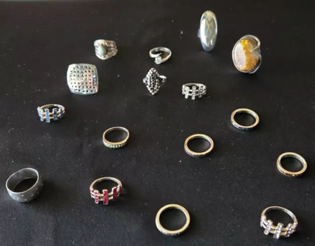 Sterling Silver New Vintage All Wearable Jewelry Lot Sterling Ring Lot     LOT 4 3