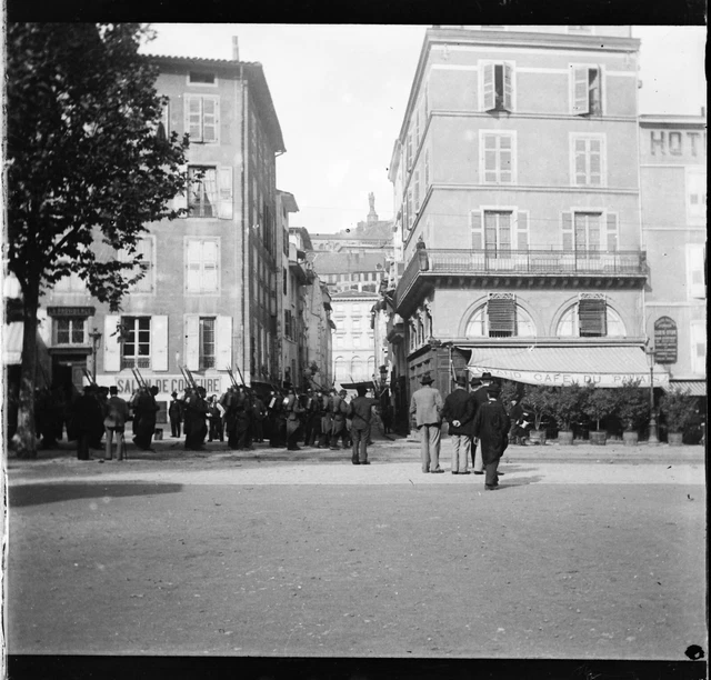 LE PUY EN VELAY 1904 - negative glass - Place du Breuil Militaires - 90