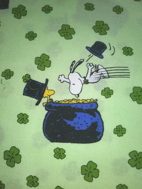Snoopy Woodstock Peanuts St Patrick's Day Pot o Gold Clover Quilt Fabric 2 yds++