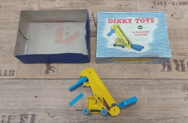 VINTAGE DINKY SUPERTOYS ELEVATOR LOADER 564 boxed