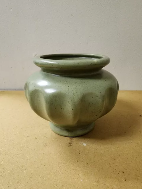 Vintage Haeger Olive Green Speckled Pottery USA Pedestal Footed Planter/Vase