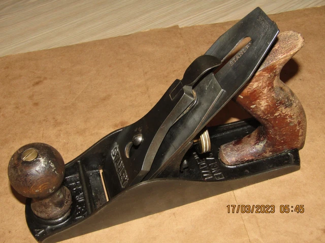 Vintage Stanley wood plane No4 carpenter shipwright
