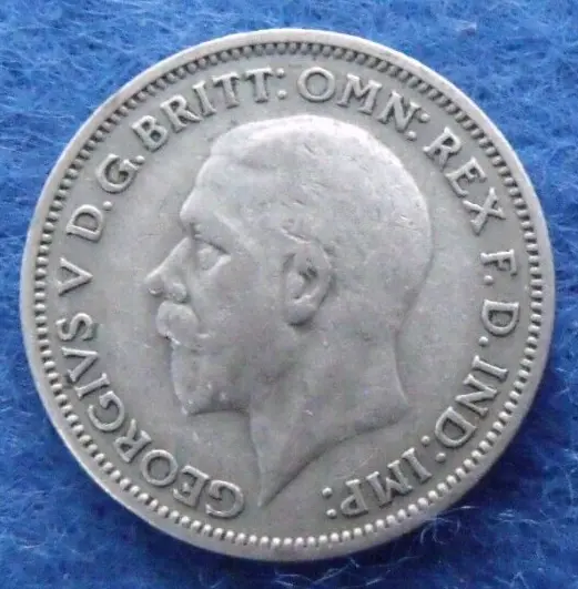 1936 GEORGE V SILVER SIXPENCE  ( 50% Silver )  British 6d Coin.   44