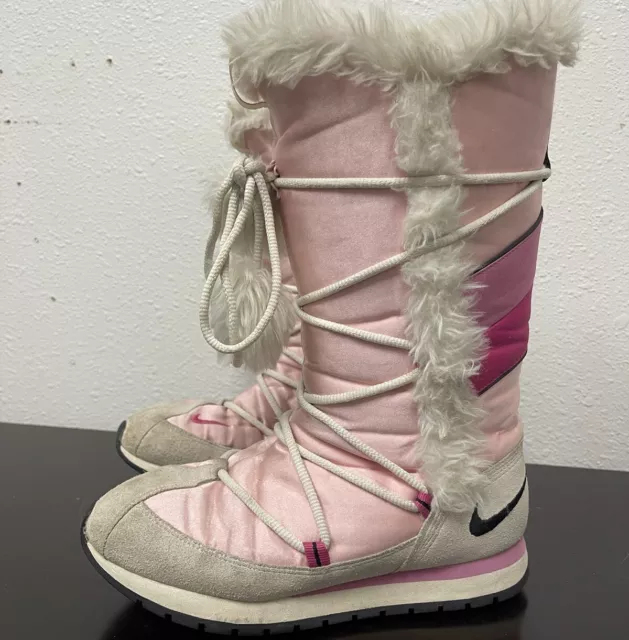 Nike Pink & White Pom Pom Lace Up Tall Winter Snow Boots Women’s Sz. 6.5 2005