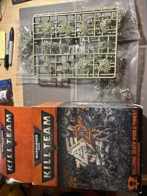 Deathworld Forest Eldritch Ruins Warhammer 40k terrain Partially Built Kill Team