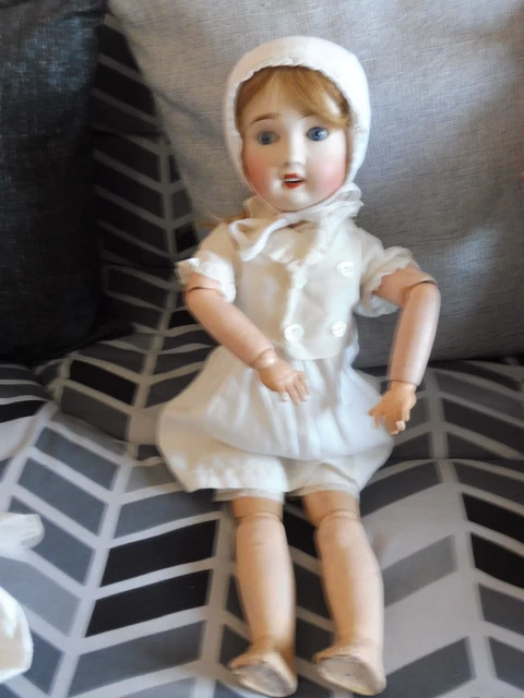 Poupée ancienne tête porcelaine Mon chéri Léon Prieur - Collection