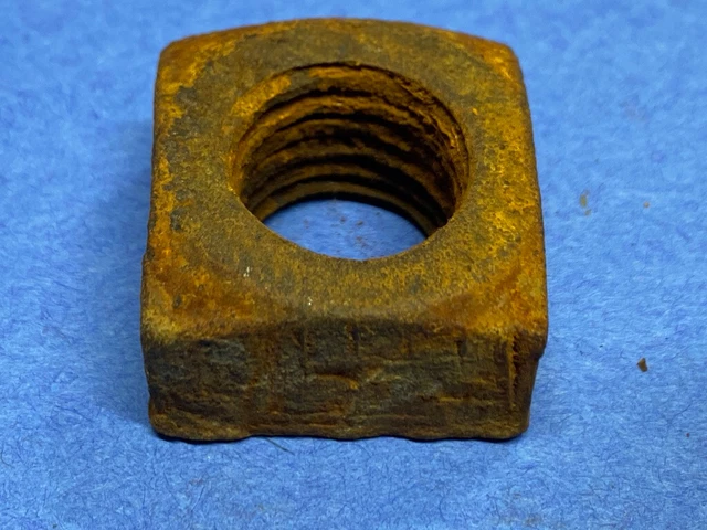 VINTAGE RUSTY CRUSTY SQUARE NUT 3/4" Course ANTIQUE RESTORATION/REPAIR