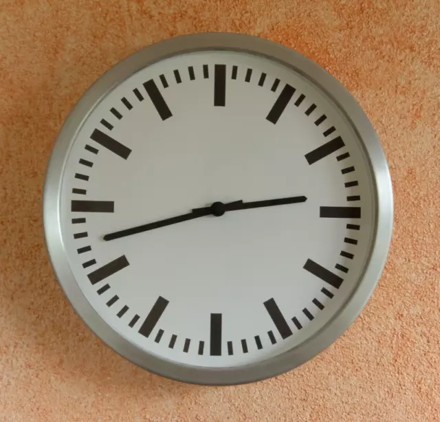 UTS Wanduhr Bahnhofsuhr 35cm Aluminium gebürstet Echtglas