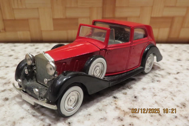Miniature RexToys 1/43 – Rolls Royce Phantom IV – Limousine Emir Du Koweit – Boîte Incluse