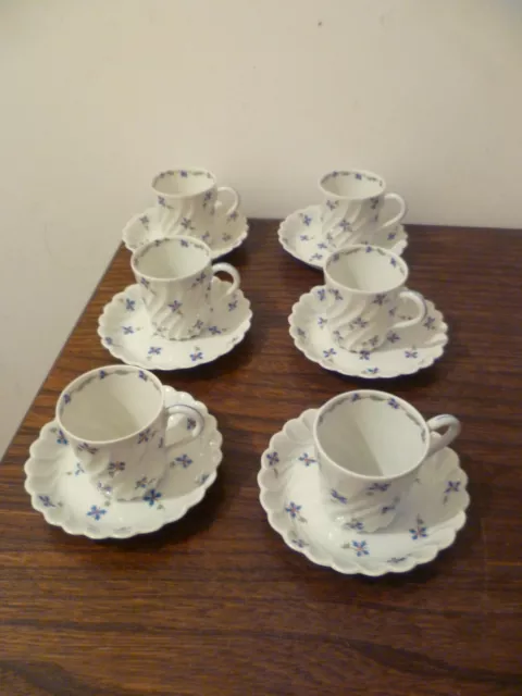 6 Anciennes Petites Tasses A Cafe En Porcelaine De Limoges Haviland Les Bleuets