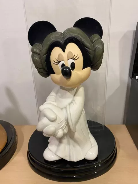 Star Wars Minnie as Leia statue Disney Exclusive 2007