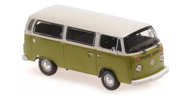 Minichamps 1:43 Volkswagen T2 Bus White & Green 1972 - 940053000