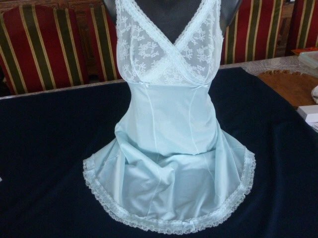 Fond de robe – combinaison en dentelle - Vêtements