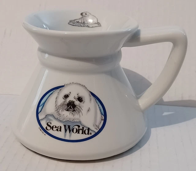 Vintage Sea World Mug Cup Artic Seal With Rubber Bottom 1995