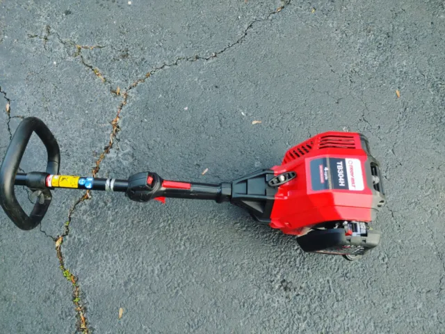 Troy Bilt 30 Cc 4 Cycle Straight Shaft Gas Trimmer with Attachment Capabilities