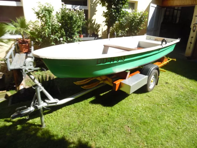 Ruderboot Anka / Trailer / Zubehör / 420 cm lang x 140 cm breit