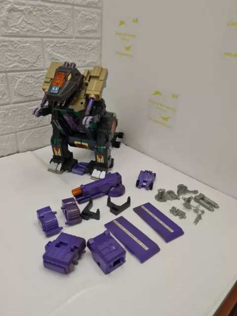 Transformers G1 Trypticon COMPLETO