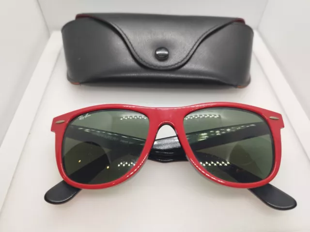 Ray-Ban Wayfarer occhiali da sole neri montature rosse lenti verdi RB2140 54 mm