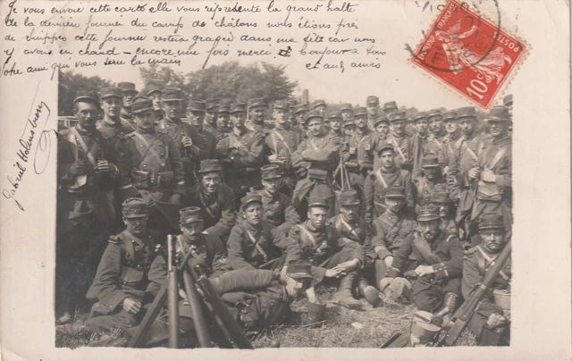 Y444 CPA MILITARIA carte photo - photo groupe de militaire pres de Suippes