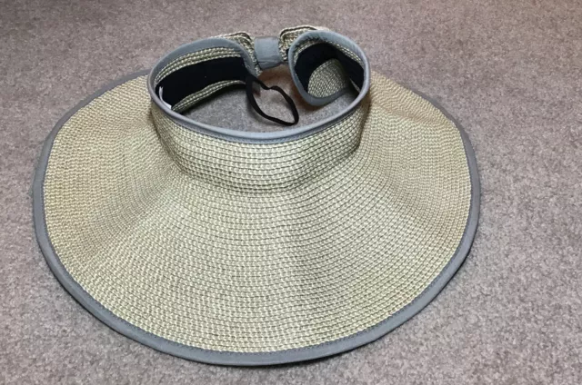 DISNEY PARKS Woven Tan Floppy Foldable Packable Wide Brim Sun Hat.    Pre-Owned