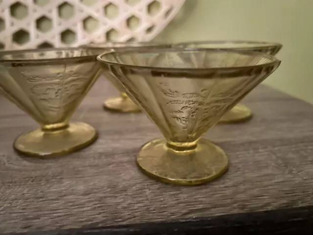 Set of 4 Yellow Amber Federal Glass Sherbert Dessert Cups Madrid Pattern