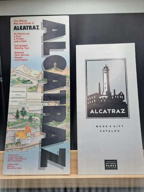 THE OFFICIAL MAP-GUIDE to ALCATRAZ: History, Walking Tour, Info - Gift ...