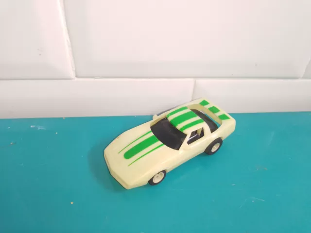 23051411 NON TESTE Voiture de circuit slot car TYCO TCR Slotless Corvette ZR-1