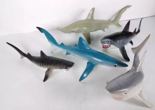 5 Shark Figures: Safari Monterey Bay Aquarium, Blip Toys, Chap Mei, Hammerhead