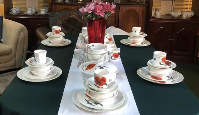 Wedgewood Susie Cooper 84 piece dinner service