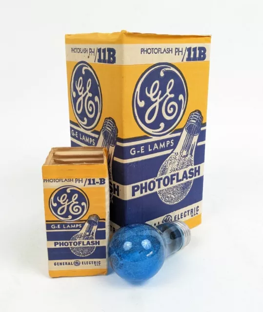 Vintage GE General Electric Photoflash 11B Blue Flash Bulbs Pack Lot of 8 NEW