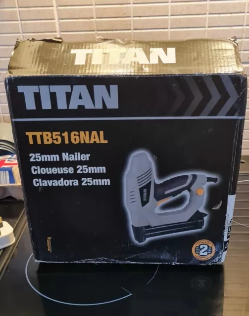 Titan TTB515STP 15mm Second Fix Electric Nail Gun / Stapler 240V - Screwfix