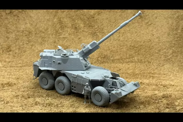 3D printed 1/72 South Africa"G-6 155mm howitzer"kit model#include a Tank soldier