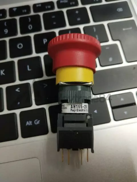 1pcs Fuji Electric AH165-2VR11 Emergency stop button switch AH165-2V
