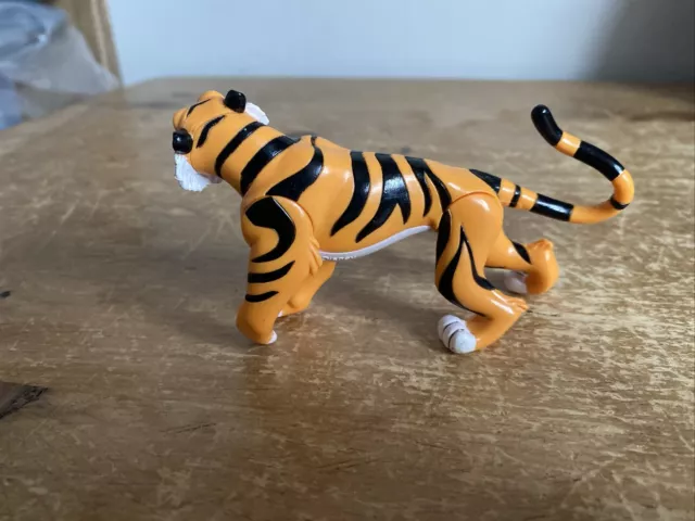 Disney Store Aladdin - Rajah - Plastic Tiger Action Figure Toy Posable 3