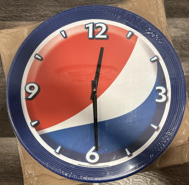 Pepsi Clock Blue Round 18 inch Pepsi Cola Bar Restaurant Clock - new sealed !