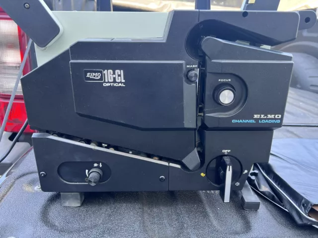 ELMO 16CL 16mm Film Projector w/cover And Reel