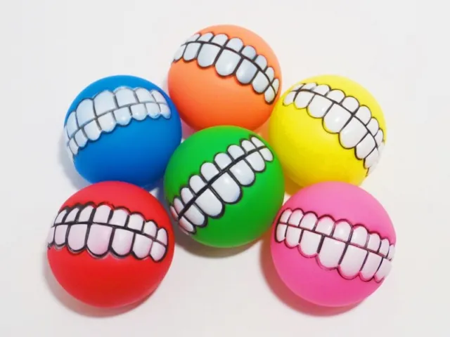 Hundespielzeug - Ball mit Gebiss - witzig - Squeaker - verschiedene Farben - 8cm