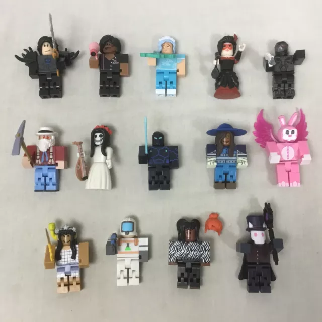 ROBLOX CELEBRITY COLLECTION Exclusive Action Figure 12-Pack Mix n Match  Series 4