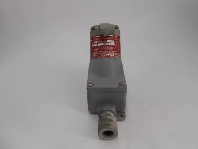 HUBBELL UGRA-20231 Receptacle Cover 20A 120V 60HZ