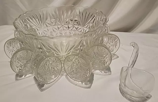 Vintage Anchor Hocking 18-Piece Arlington Pattern Punch Bowl Set - Complete