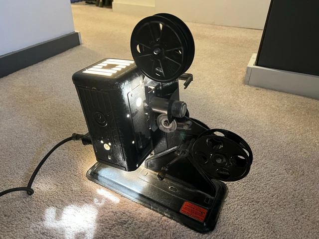 1920'S VINTAGE 16MM Hand Crank Movie Film Projector - Rare Antique $500