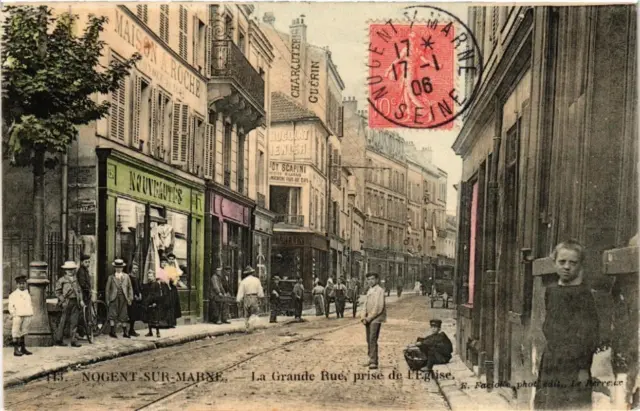 CPA NOGENT sur MARNE La Grande-Rue. prise de l'Eglise. (509444)