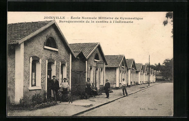 CPA Joinville, École Normale Militaire de Gymnastique, Baraquements de la canti