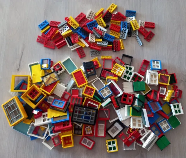 Lego Enorme Lot De Volets, Fenetres  Et Barrieres De Tailles Diverses