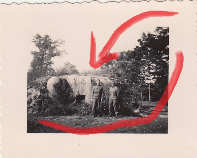Foto WH 3. Gebirgs-Division Bunker Shelter Sudetenland Znaim Znojmo Mähren *177 2