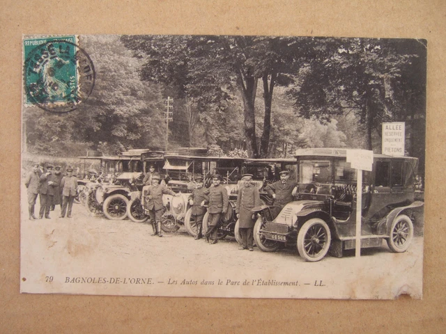Cpa Bagnoles De L'orne (61) Les Autos Dans Le Parc De L'etablissement. Chauffeur